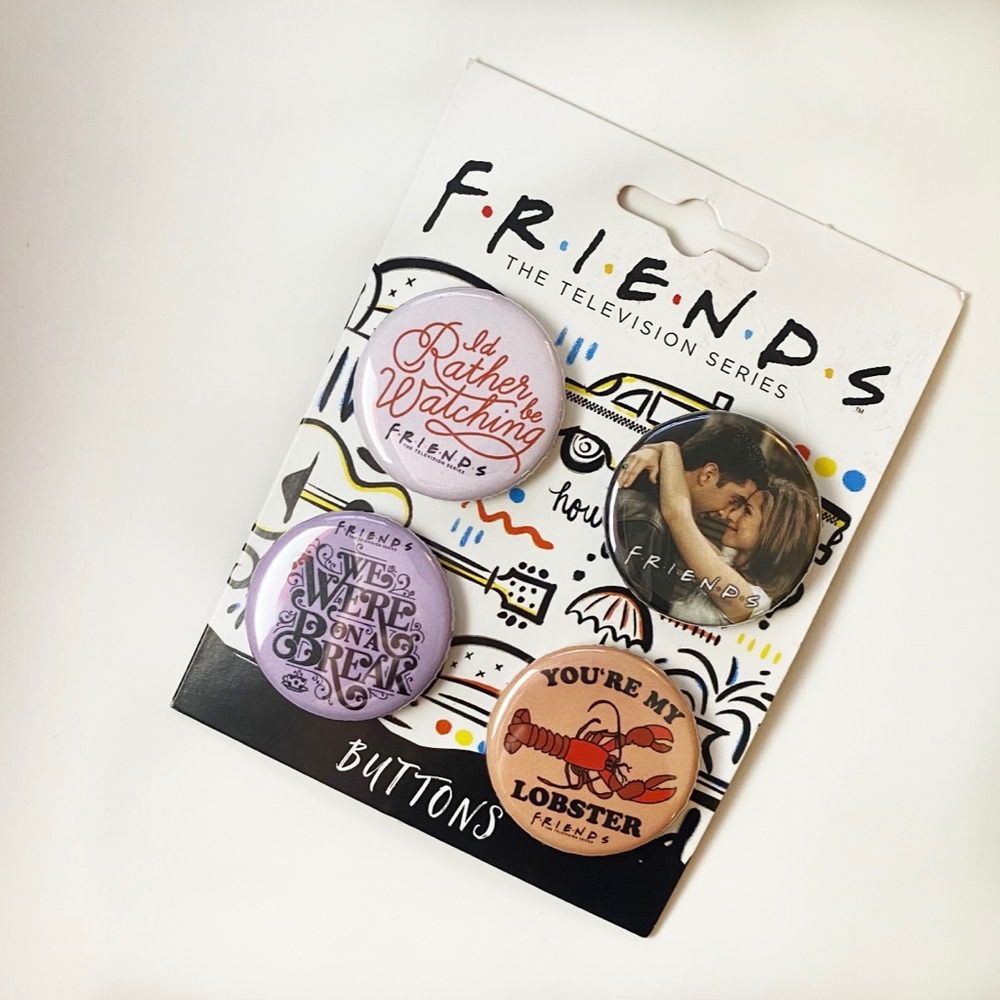 Friends 4 Button Pin Set - Picture 5 of 5